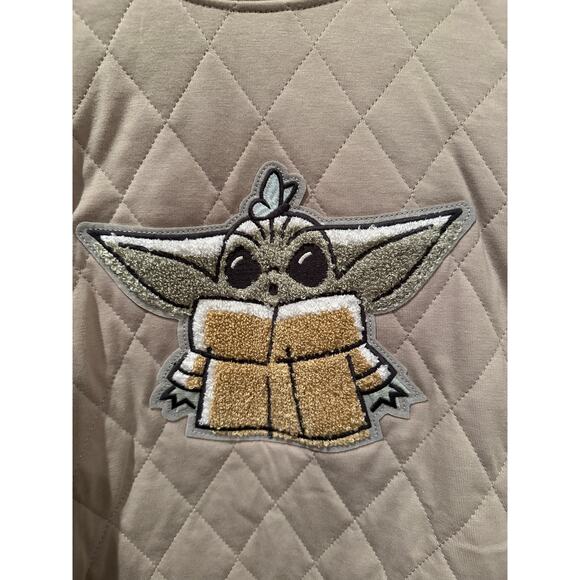 NWT Disney Parks Star Wars Tan Quilted Patch Grogu sz L - Picture 2 of 4